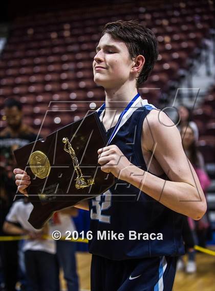 Thumbnail 3 in East Catholic vs. Middletown (CIAC Class L Final) photogallery.