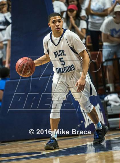 Thumbnail 2 in East Catholic vs. Middletown (CIAC Class L Final) photogallery.