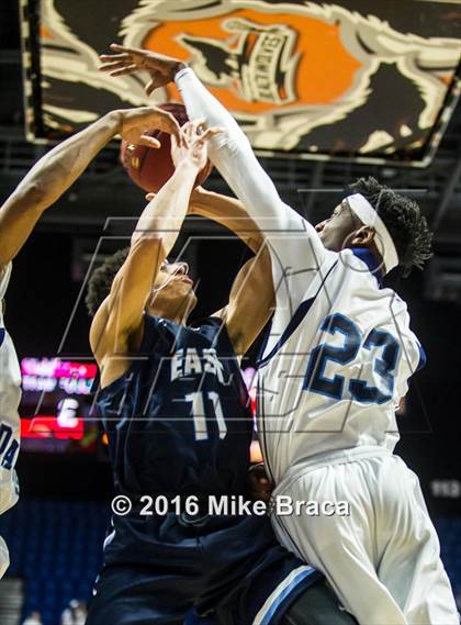Thumbnail 2 in East Catholic vs. Middletown (CIAC Class L Final) photogallery.