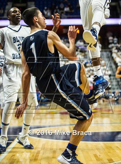 Thumbnail 3 in East Catholic vs. Middletown (CIAC Class L Final) photogallery.