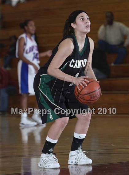 Thumbnail 3 in Serra vs. Canyon (La Canada Tournament) photogallery.