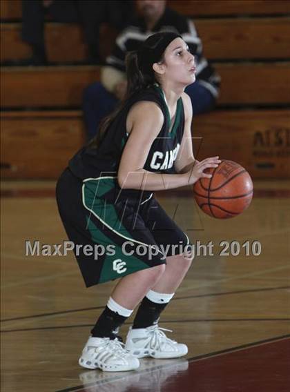 Thumbnail 2 in Serra vs. Canyon (La Canada Tournament) photogallery.
