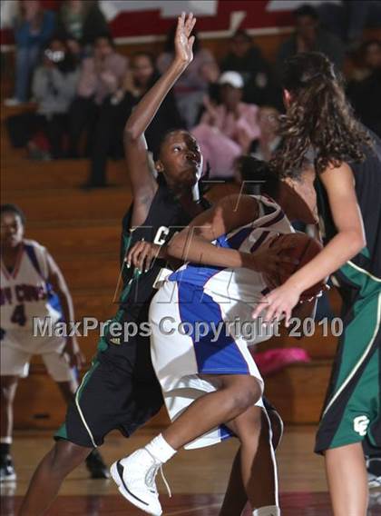 Thumbnail 3 in Serra vs. Canyon (La Canada Tournament) photogallery.
