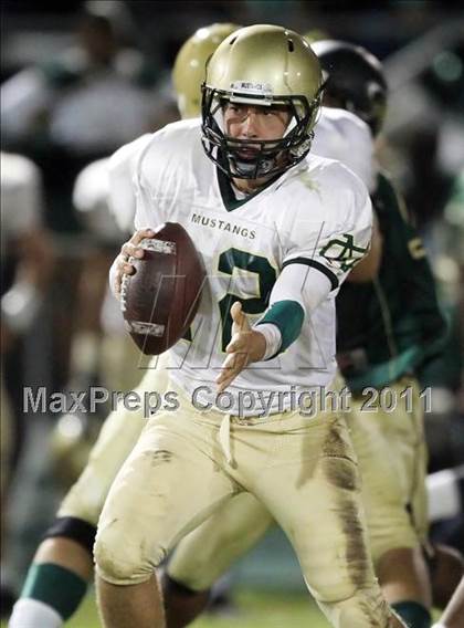 Thumbnail 1 in Mira Costa @ Narbonne photogallery.