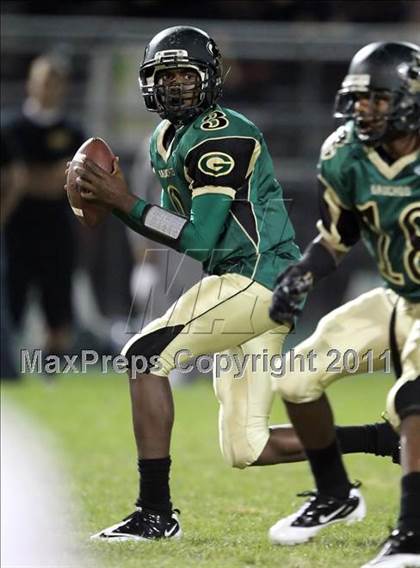 Thumbnail 2 in Mira Costa @ Narbonne photogallery.
