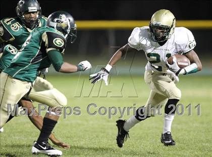 Thumbnail 2 in Mira Costa @ Narbonne photogallery.