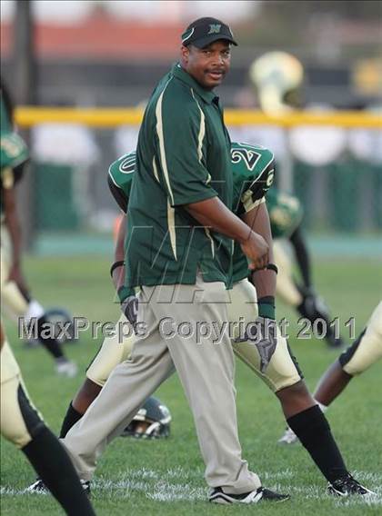 Thumbnail 1 in Mira Costa @ Narbonne photogallery.