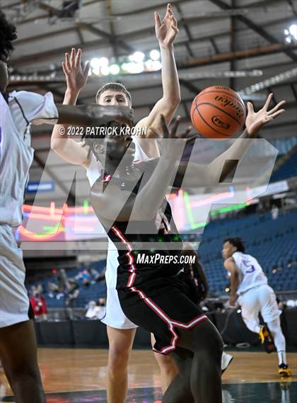 Thumbnail 1 in Mountlake Terrace vs. Garfield (WIAA 3A Round 4 State Playoff) photogallery.