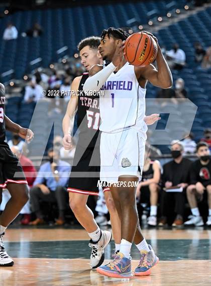 Thumbnail 3 in Mountlake Terrace vs. Garfield (WIAA 3A Round 4 State Playoff) photogallery.