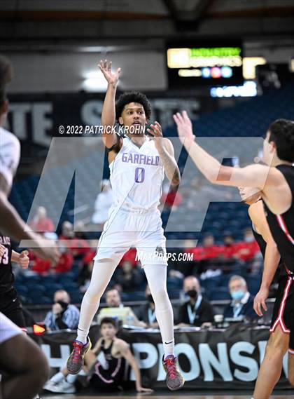 Thumbnail 3 in Mountlake Terrace vs. Garfield (WIAA 3A Round 4 State Playoff) photogallery.