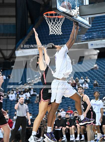Thumbnail 3 in Mountlake Terrace vs. Garfield (WIAA 3A Round 4 State Playoff) photogallery.