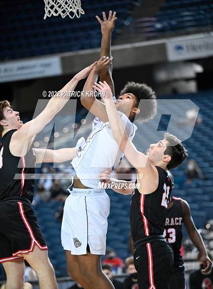 Thumbnail 1 in Mountlake Terrace vs. Garfield (WIAA 3A Round 4 State Playoff) photogallery.