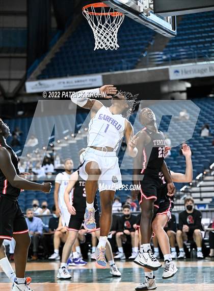 Thumbnail 3 in Mountlake Terrace vs. Garfield (WIAA 3A Round 4 State Playoff) photogallery.