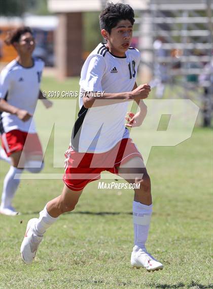 Thumbnail 2 in St. Johns vs. Willcox (Old Pueblo Classic) photogallery.