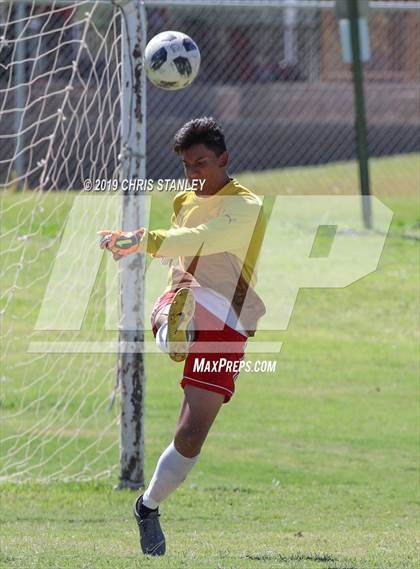 Thumbnail 2 in St. Johns vs. Willcox (Old Pueblo Classic) photogallery.