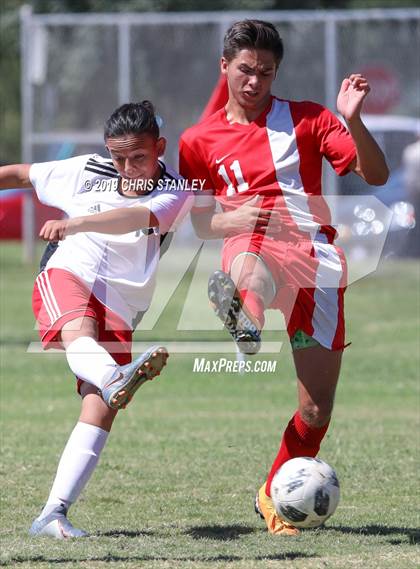 Thumbnail 3 in St. Johns vs. Willcox (Old Pueblo Classic) photogallery.