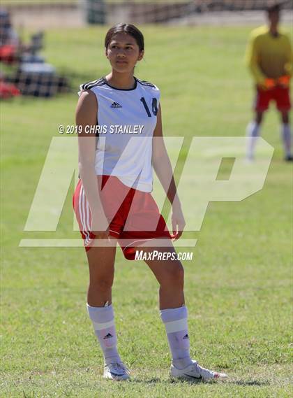 Thumbnail 2 in St. Johns vs. Willcox (Old Pueblo Classic) photogallery.
