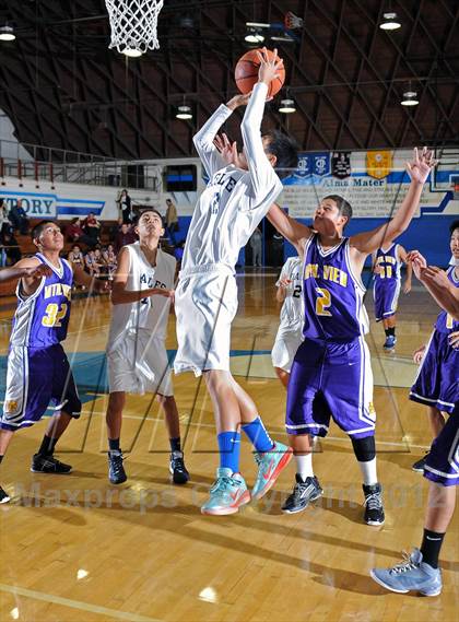 Thumbnail 2 in Gabrielino vs Mountain View (San Marino Tournament) photogallery.