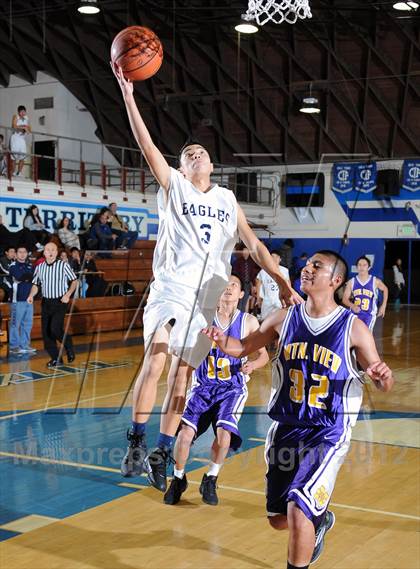 Thumbnail 3 in Gabrielino vs Mountain View (San Marino Tournament) photogallery.