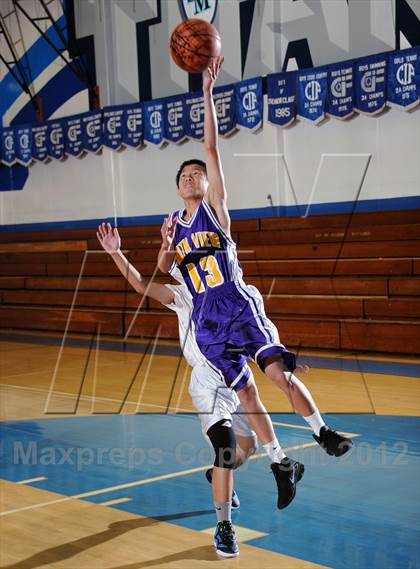 Thumbnail 3 in Gabrielino vs Mountain View (San Marino Tournament) photogallery.