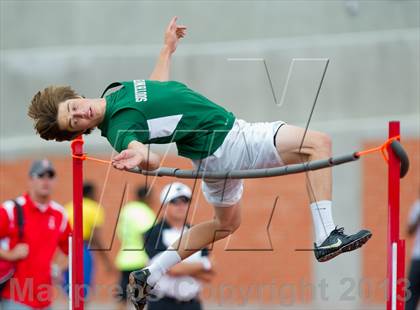 Thumbnail 2 in UIL Region 4 Regional Track & Field photogallery.