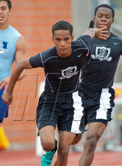 Thumbnail 3 in UIL Region 4 Regional Track & Field photogallery.