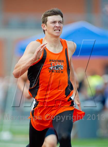 Thumbnail 3 in UIL Region 4 Regional Track & Field photogallery.