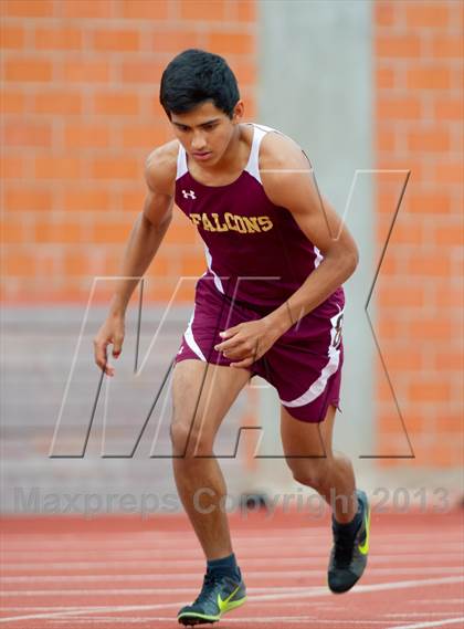 Thumbnail 3 in UIL Region 4 Regional Track & Field photogallery.