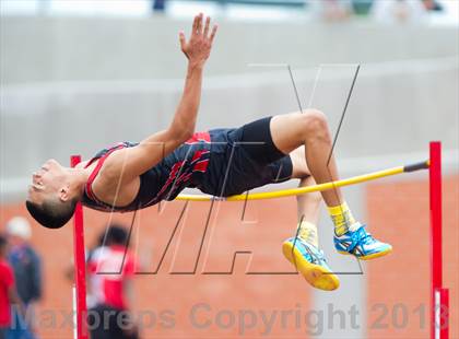 Thumbnail 1 in UIL Region 4 Regional Track & Field photogallery.