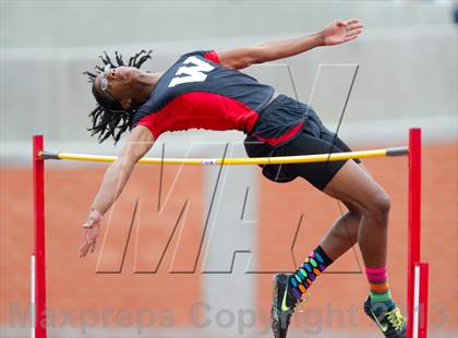 Thumbnail 2 in UIL Region 4 Regional Track & Field photogallery.