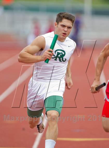 Thumbnail 1 in UIL Region 4 Regional Track & Field photogallery.