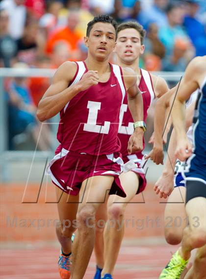 Thumbnail 3 in UIL Region 4 Regional Track & Field photogallery.