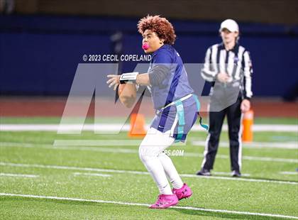 Thumbnail 2 in Blessed Trinity vs. Marietta (GHSA Division 3 Quarterfinal) photogallery.