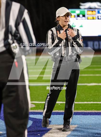 Thumbnail 2 in Blessed Trinity vs. Marietta (GHSA Division 3 Quarterfinal) photogallery.