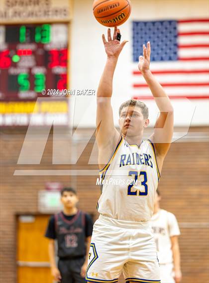 Thumbnail 2 in Pyramid Lake vs. Reed (Nelson Electric Rail City Classic) photogallery.