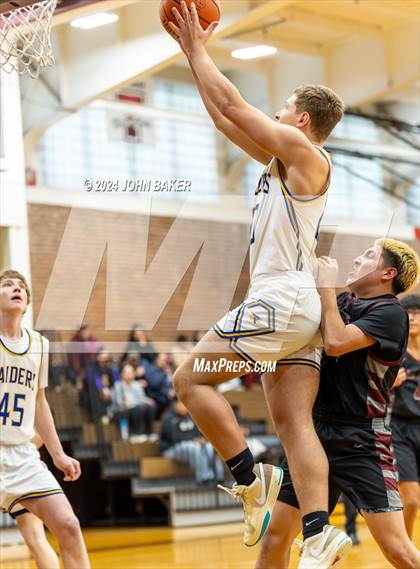 Thumbnail 1 in Pyramid Lake vs. Reed (Nelson Electric Rail City Classic) photogallery.