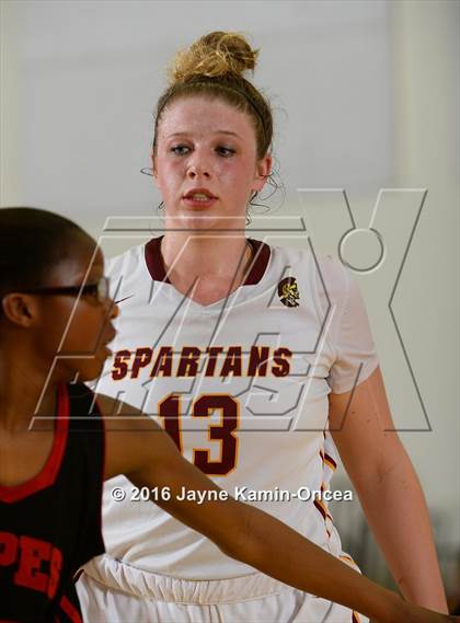 Thumbnail 2 in Antelope Valley vs. La Canada (CIF SS 3A Final) photogallery.