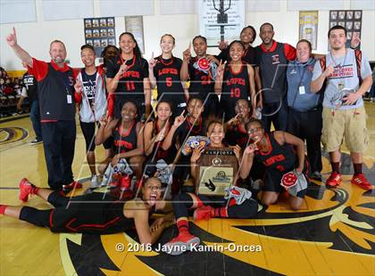 Thumbnail 3 in Antelope Valley vs. La Canada (CIF SS 3A Final) photogallery.