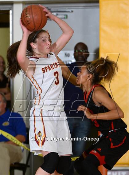 Thumbnail 3 in Antelope Valley vs. La Canada (CIF SS 3A Final) photogallery.