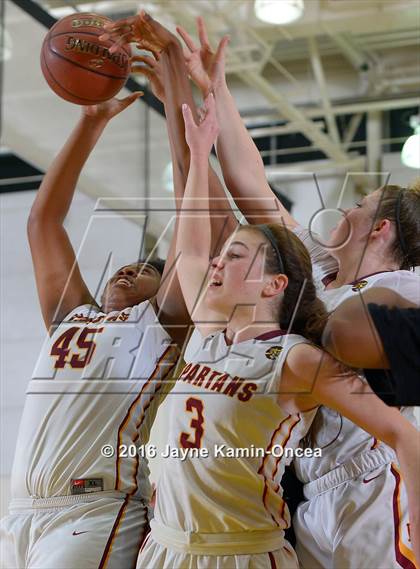 Thumbnail 2 in Antelope Valley vs. La Canada (CIF SS 3A Final) photogallery.