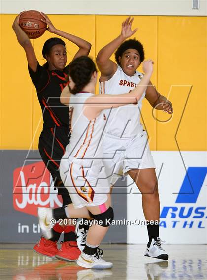 Thumbnail 3 in Antelope Valley vs. La Canada (CIF SS 3A Final) photogallery.