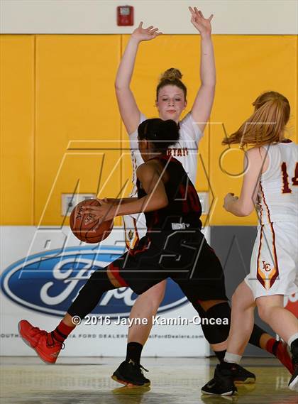 Thumbnail 3 in Antelope Valley vs. La Canada (CIF SS 3A Final) photogallery.
