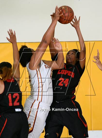 Thumbnail 1 in Antelope Valley vs. La Canada (CIF SS 3A Final) photogallery.