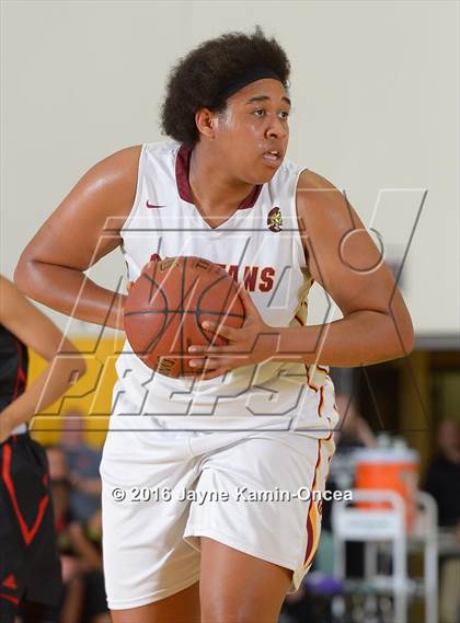 Thumbnail 2 in Antelope Valley vs. La Canada (CIF SS 3A Final) photogallery.