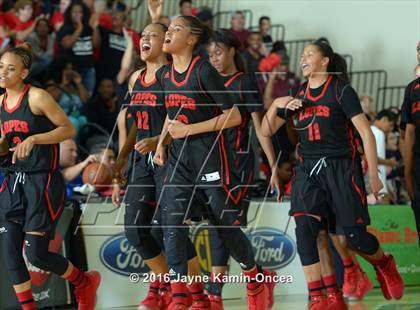 Thumbnail 2 in Antelope Valley vs. La Canada (CIF SS 3A Final) photogallery.