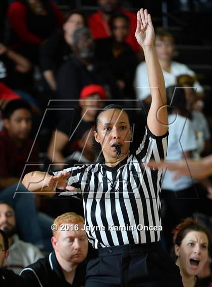 Thumbnail 1 in Antelope Valley vs. La Canada (CIF SS 3A Final) photogallery.