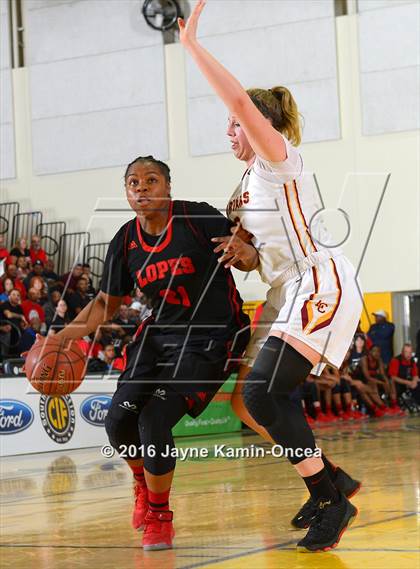 Thumbnail 3 in Antelope Valley vs. La Canada (CIF SS 3A Final) photogallery.
