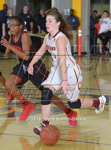 Thumbnail 1 in Antelope Valley vs. La Canada (CIF SS 3A Final) photogallery.