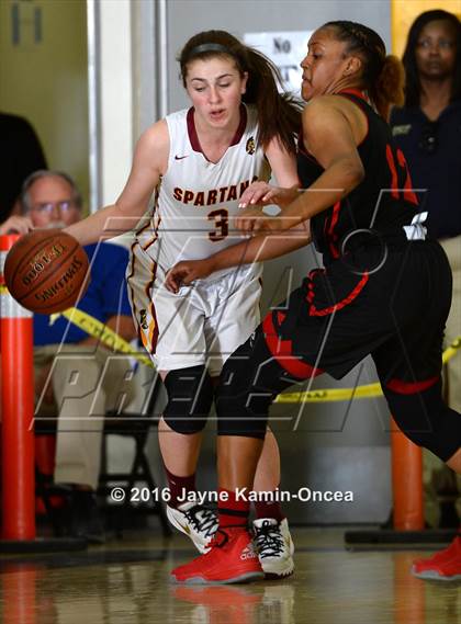 Thumbnail 2 in Antelope Valley vs. La Canada (CIF SS 3A Final) photogallery.