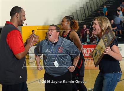 Thumbnail 2 in Antelope Valley vs. La Canada (CIF SS 3A Final) photogallery.